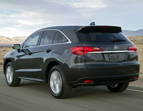 Фотографии задней части автомобиля Acura RDX 2013 модельного года