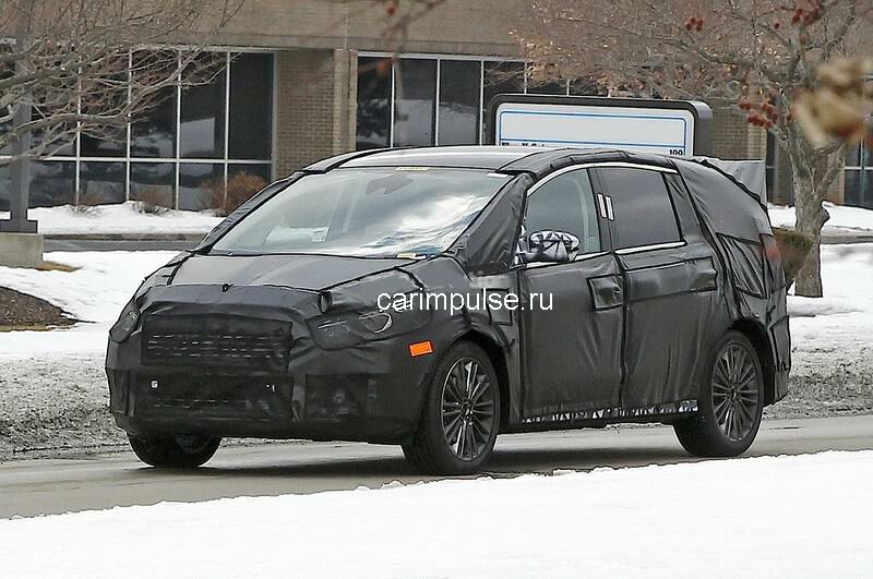 Фото. Тестирование Ford S-Max 2015