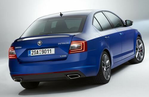 Фото Skoda Octavia vRS 2013 года - вид сзади